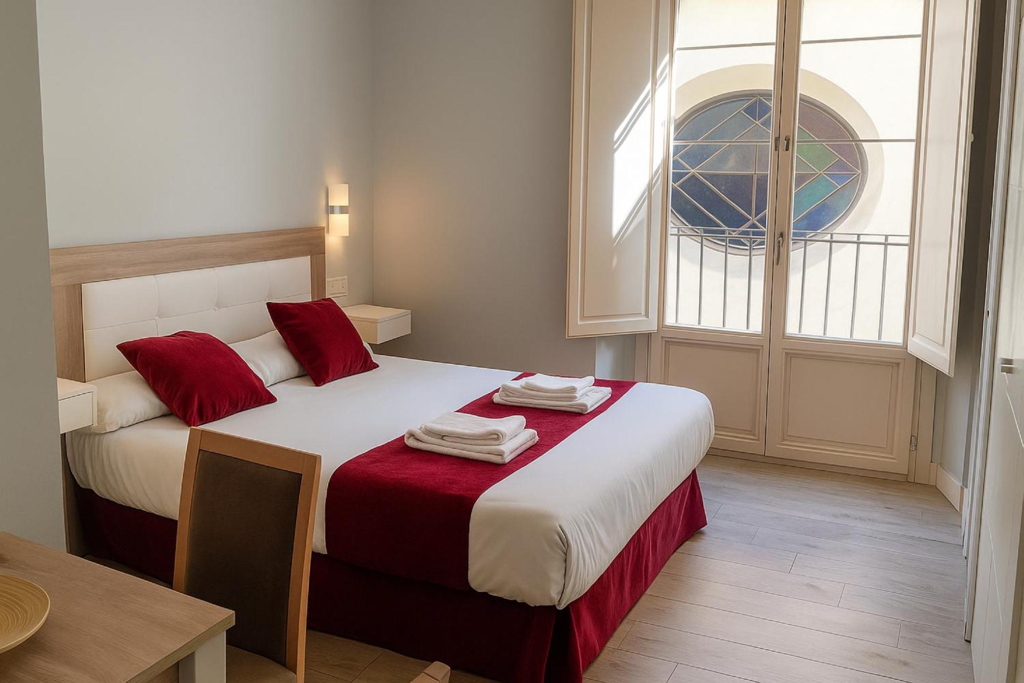 Double Room,1731642232:JPEG