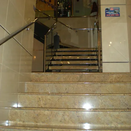 Hostal La Hispanidad-3